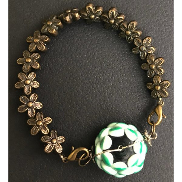 Green and Brass Flowers Bracelet