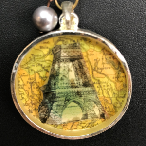 Eiffel Tower Paris Necklace - Image 3