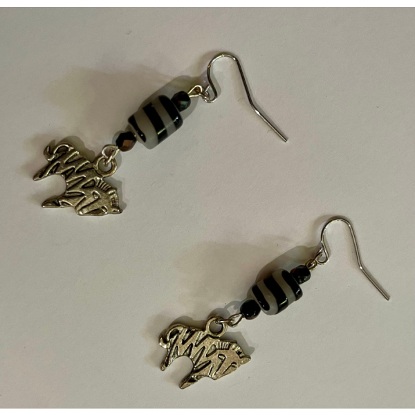 Wooden Carved Zebra Necklace with Earrings - Image 2